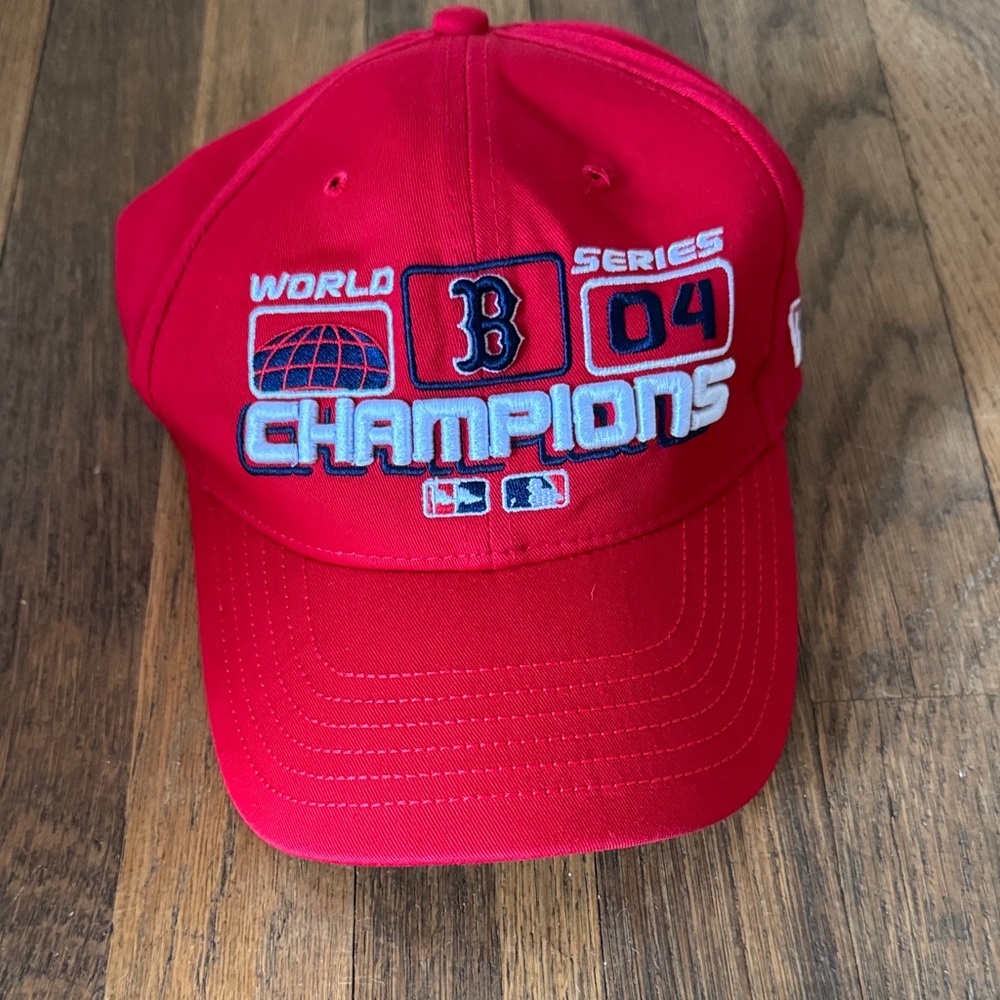 Boston Red Sox 2004 World Series Championship hat. One size. NWT.